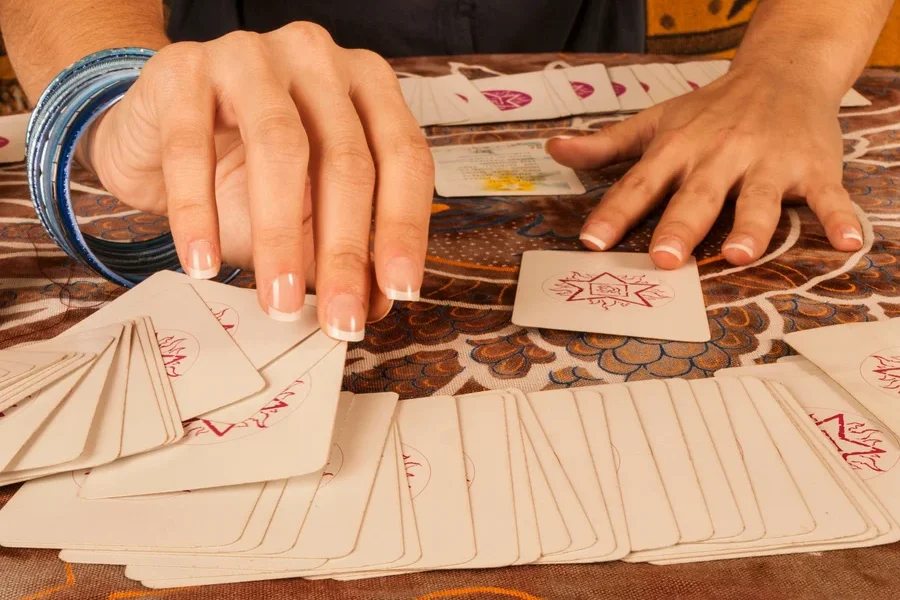 Combien de cartes dans un oracle - Jeu de cartes personnalisé